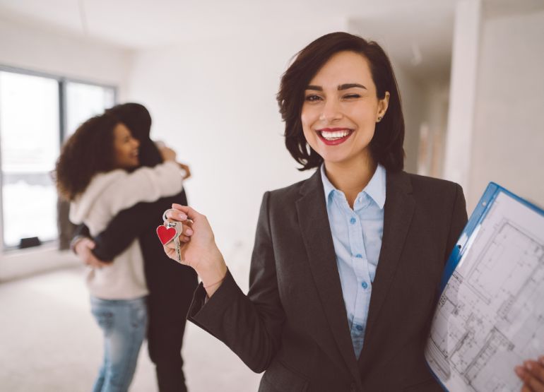 Real Estate Trends 2023: Buying A Home With A Real Estate Professional